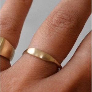 Solid 14k Yellow Gold Slim Signet Ring - Size 8
